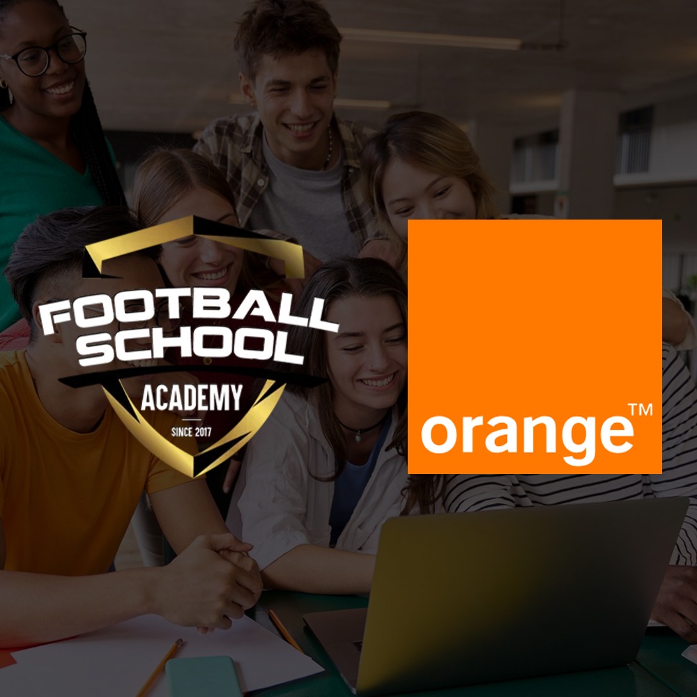 Logo Football school academy lyon et ORANGE Partenariat